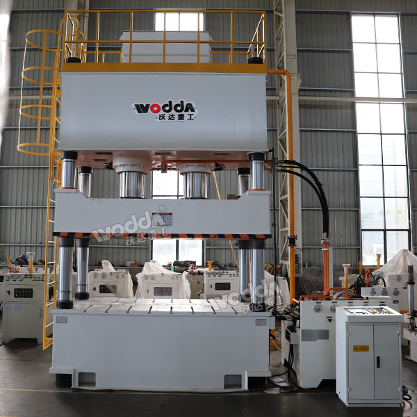 630噸四柱液壓機